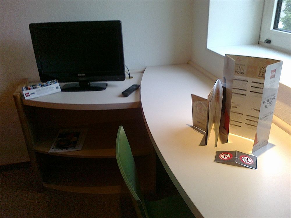 Ibis Styles Strasbourg Stade De La Meinau Εξωτερικό φωτογραφία